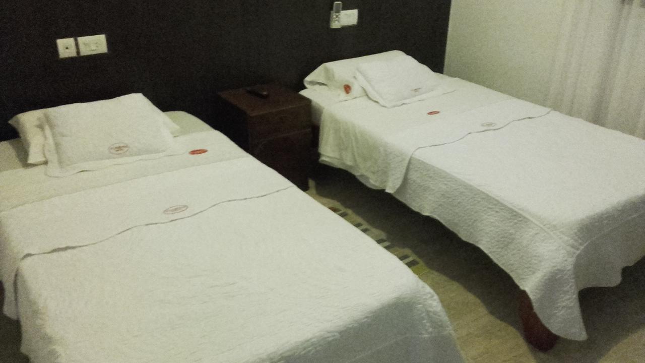 Hotel Florida Saladas Eksteriør bilde